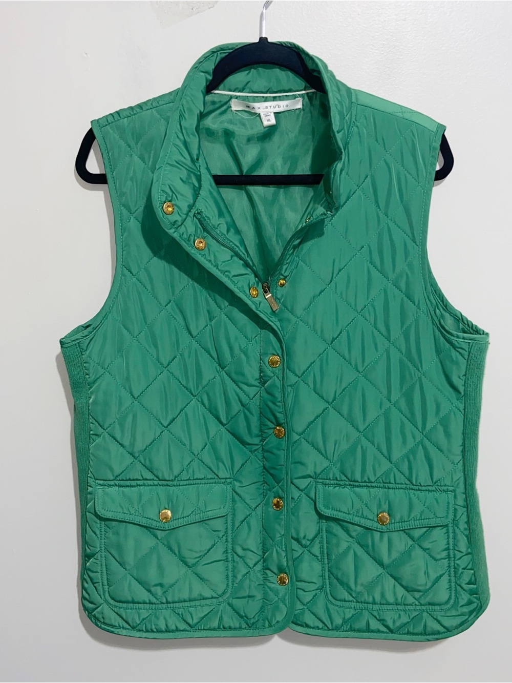 Max Studio Vest Womens XL Quilted Pockets Kelly Green Spring Gold Buttons